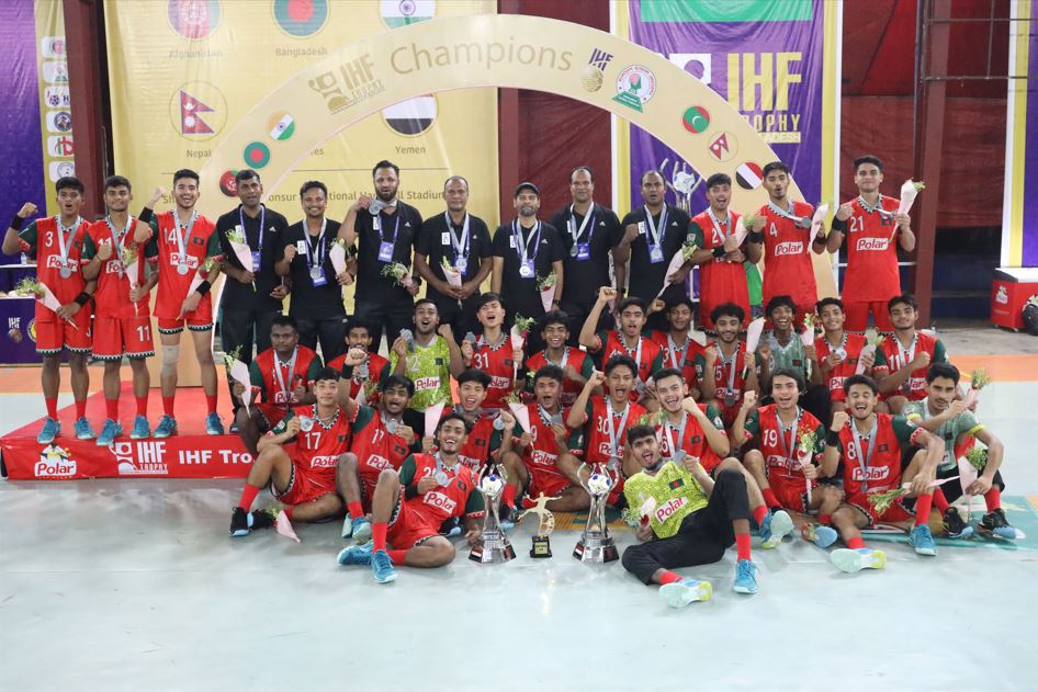 Bangladesh-Runners-up-U-18-U-20