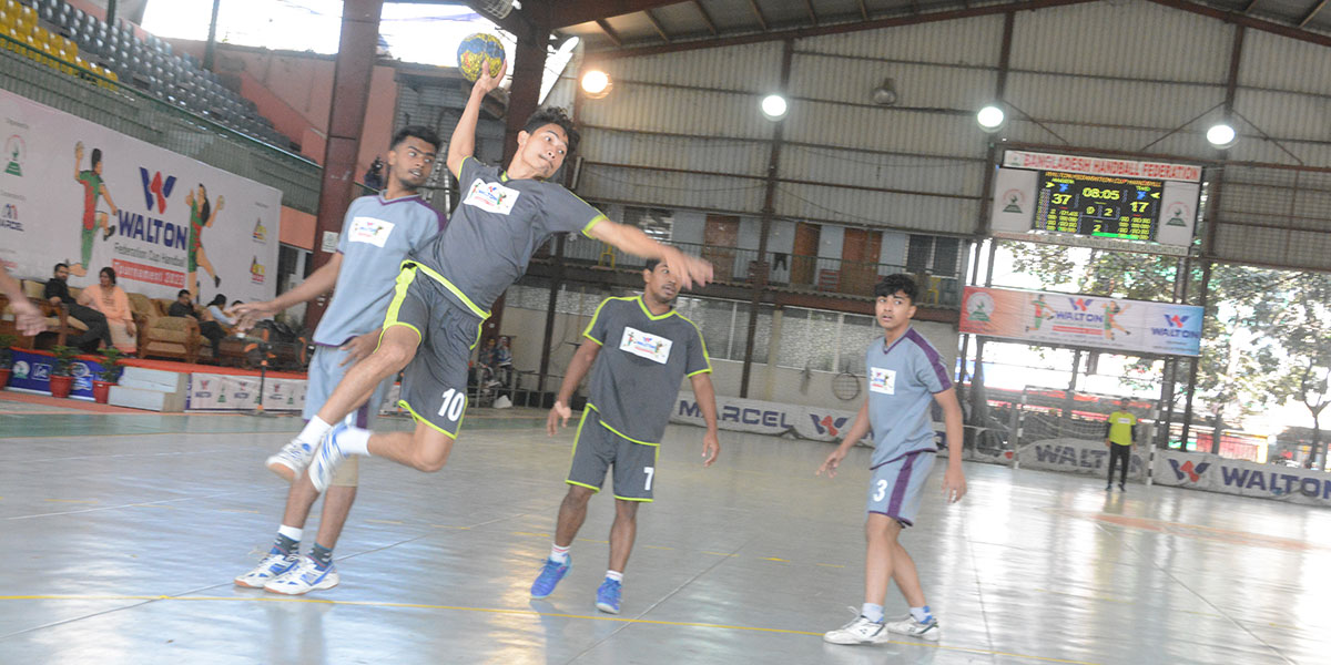 Ansar-(ball-in-hand)-vs-Team-handball-Dhaka