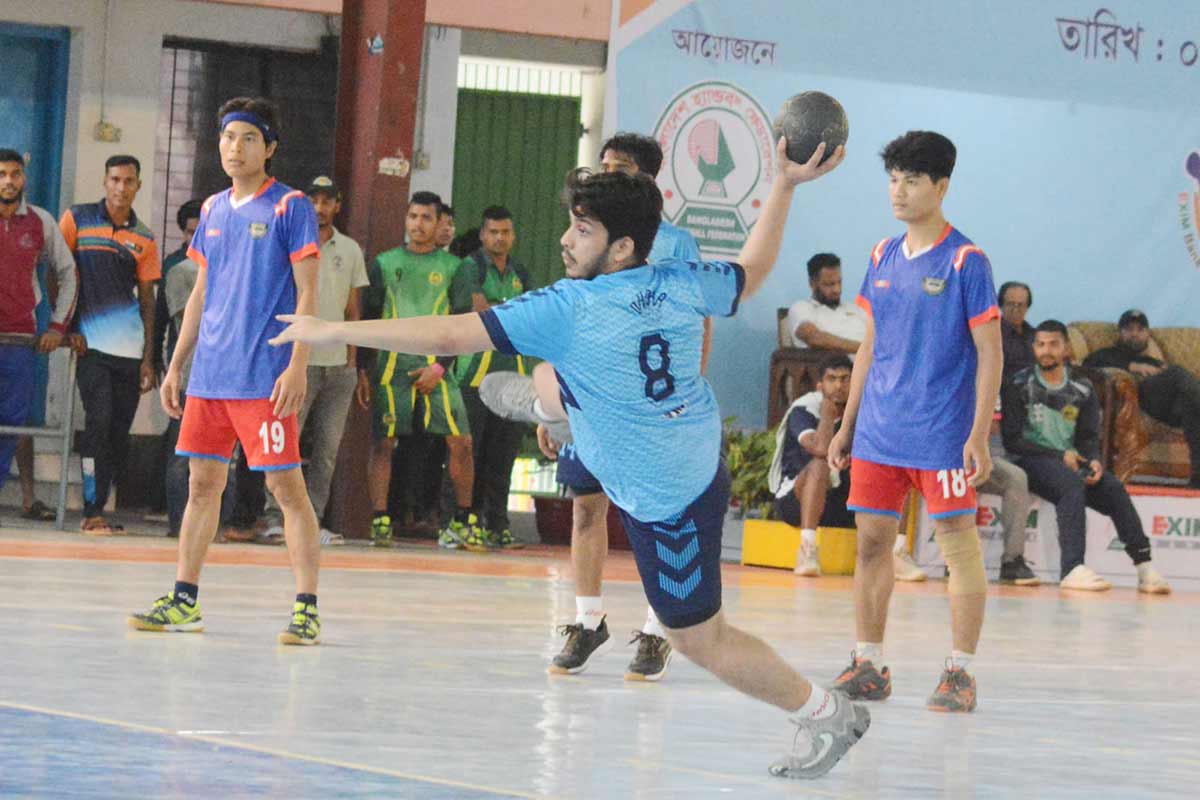 Ball-in-hand-Dhaka-Vs-Bandarban